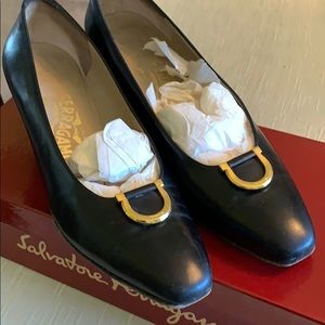 Salvatore Ferragamo pumps